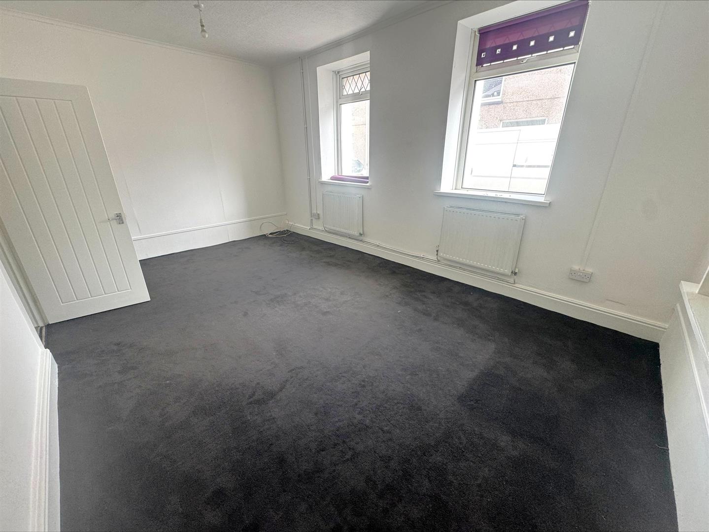 Delabeche Street, Llanelli, SA15 1AT